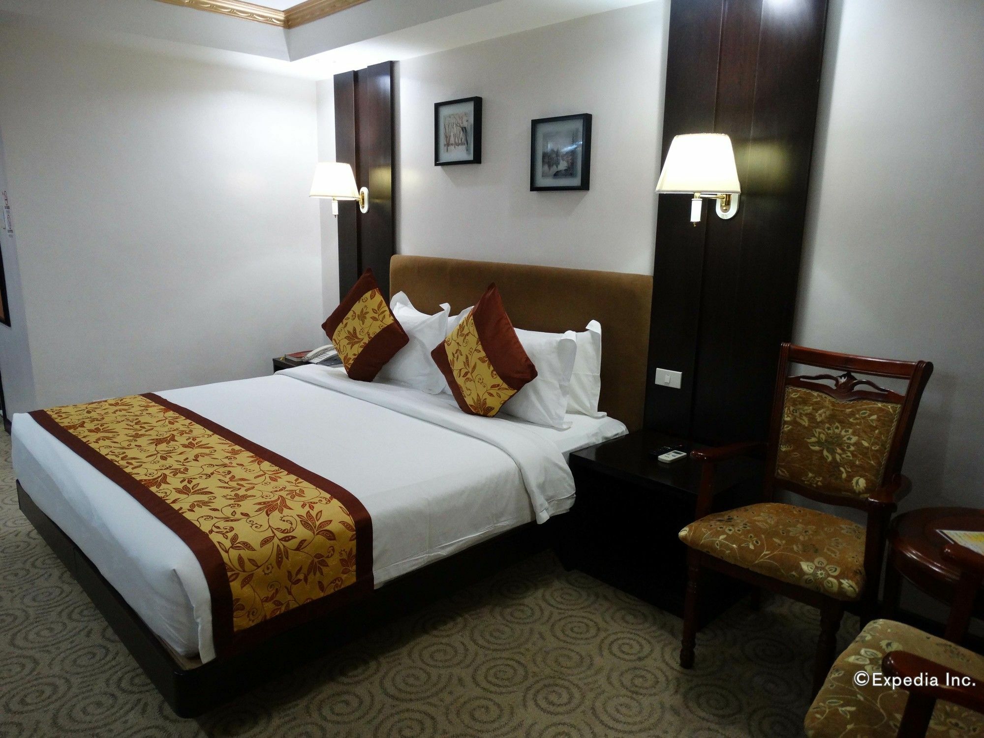 Lido De Paris Hotel Manila Eksteriør billede